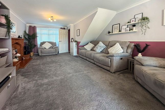 28, Westering Parkway, Wolverhampton photo 4