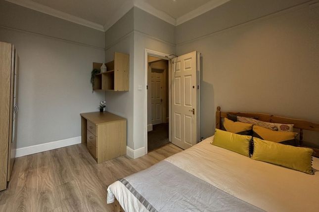 24CARLRM4, Stylish Double Room in Friendly Southampton Share, Southampton photo 2