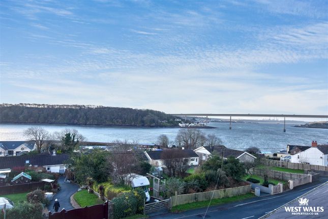 Fairview, Milford Haven photo 4