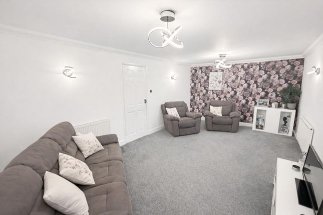12, Osea Way, Chelmsford photo 2