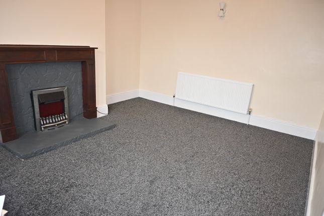 71, Bradford Road, Bradford photo 5