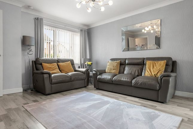 6, Stevenson Court, Falkirk photo 3
