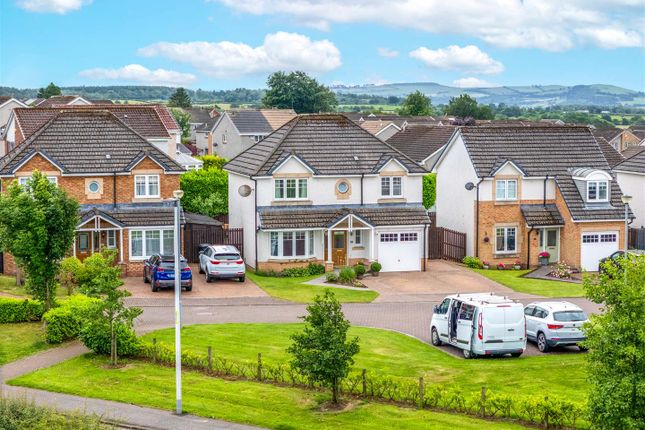 10, Scoular Ha Place, Carluke photo 2