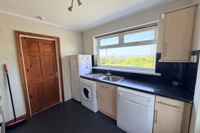 36 Maes Yr Efail, Dunvant photo 4