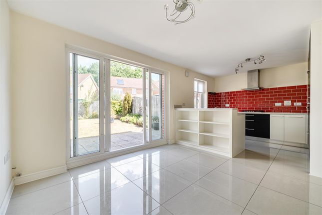 15, Keele Avenue, Maidstone photo 4