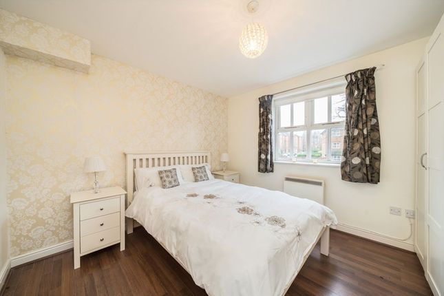 223, Macmillan Way, London photo 4