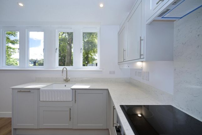 Flat 2 Branksome, Filmer Grove, Godalming photo 3