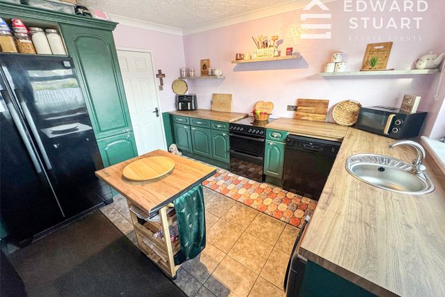 9, Deerhurst Way, Peterborough photo 3