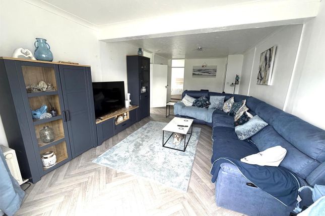 51, Broadland Holiday Village, Marsh Road, Lowestoft photo 2