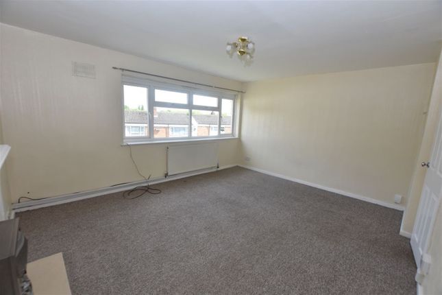 Flat to rent in Wyndmill Crescent, West Bromwich