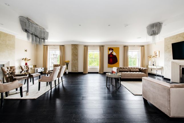 Thumbnail Property for sale in Hyde Park Gardens, London