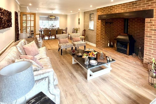 3A,, Oaklea, Hertfordshire photo 2
