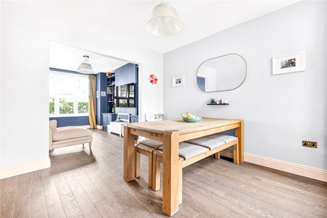 86, Aveling Park Road, London photo 4