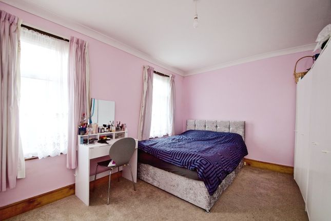 Terraced house for sale in Melbourne Road, London