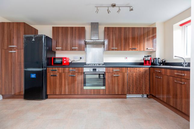 26 Maple Road, Shaftesbury photo 2