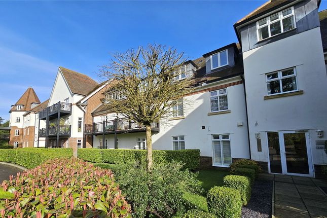 Flat for sale in Hindhead, Surrey