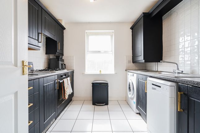 65, Bodill Gardens, Nottingham photo 5