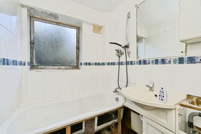 55, Watermill Close, Richmond photo 2
