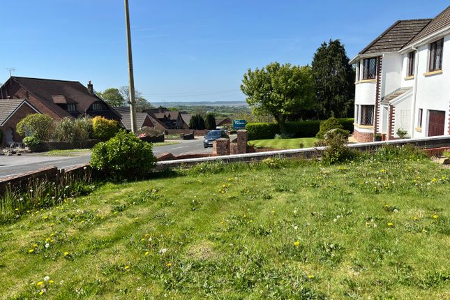 11, Meinciau Road, Kidwelly photo 2