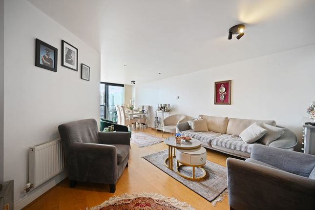 Flat 712, 100 Kingsway, London photo 5
