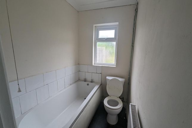 21, Barnett Road, Wolverhampton photo 5