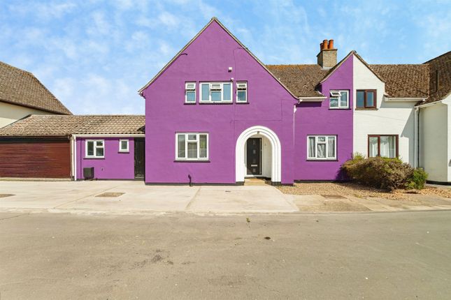 3-bed house on 15, Oak Crescent, EYE, £270,000