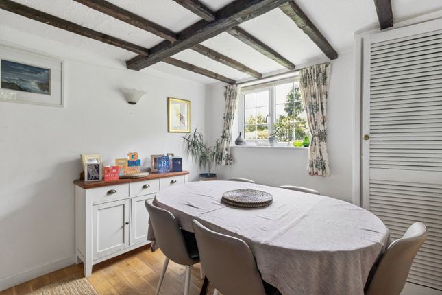 1, Hillview Cottages, Chorleywood photo 4