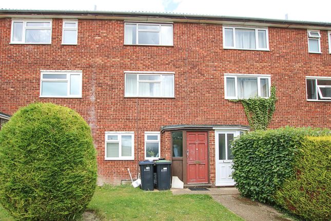 Thumbnail Flat for sale in Grantchester Rise, Burwell, Cambridge