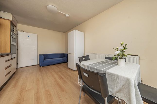 14, Louisa House, Putney photo 4