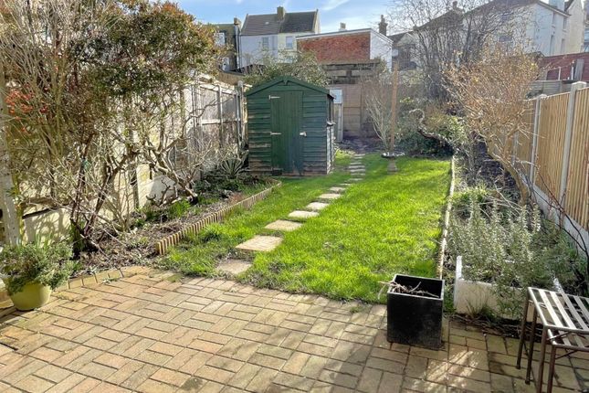 End terrace house to rent in Grove Road, Folkestone, Kent