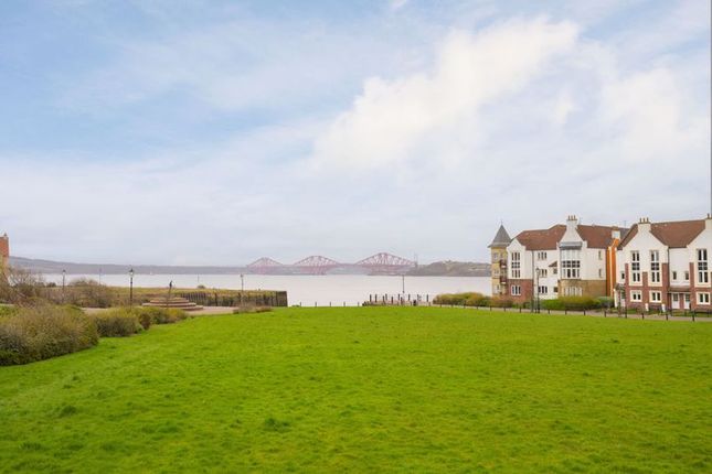 Flat for sale in Harbour Place, Dalgety Bay, Dunfermline