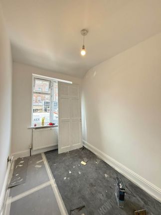 214, Allenby Road, Southall photo 4