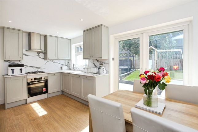 9, Driffield Gardens, Kent photo 2