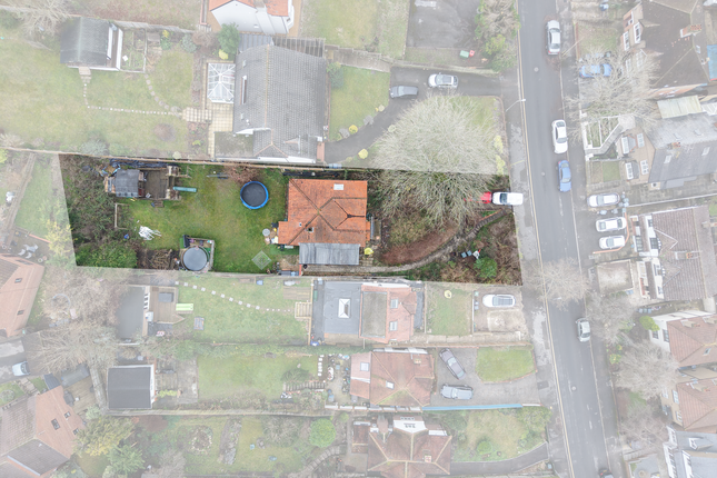 48 Coningsby Road, High Wycombe photo 2