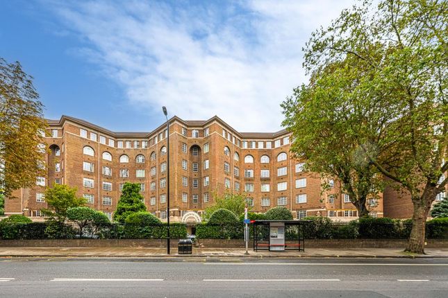 Thumbnail Flat for sale in Cropthorne Court, Maida Vale