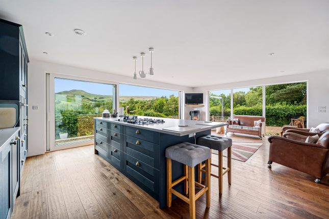 Fitted Living Kitchen