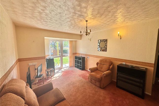 2, Hanover Court, Preston photo 2