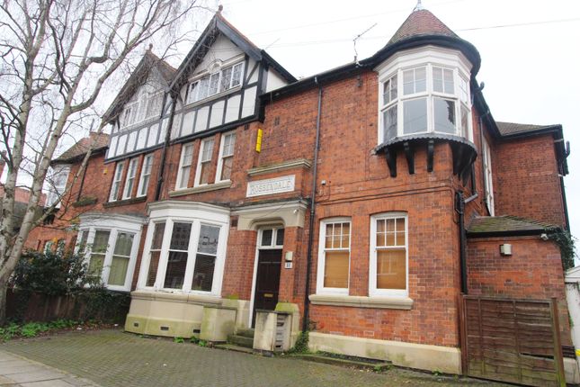 Thumbnail Flat to rent in Springfield Road, Clarendon Park, Leicester