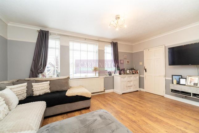 Thirsk Road, Borehamwood photo 3
