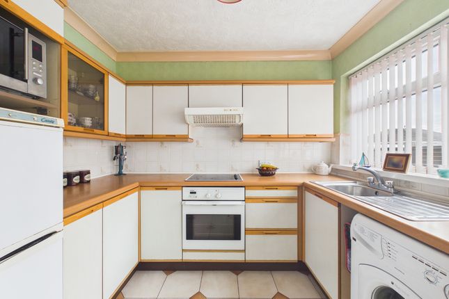 13, Aster Road, Haydock photo 4
