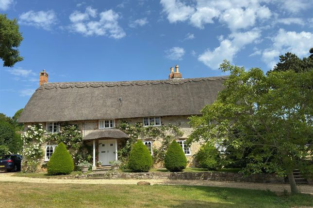 4-bed house on Little Pitt Place, Hunnyhill, Brighstone, £1,295,000