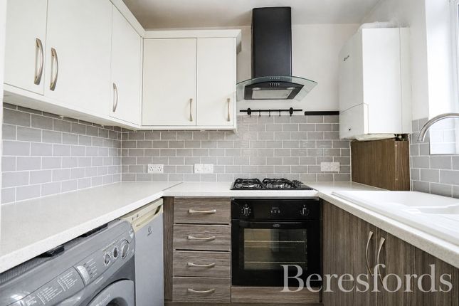 4, Buckingham Court, Dunmow photo 2