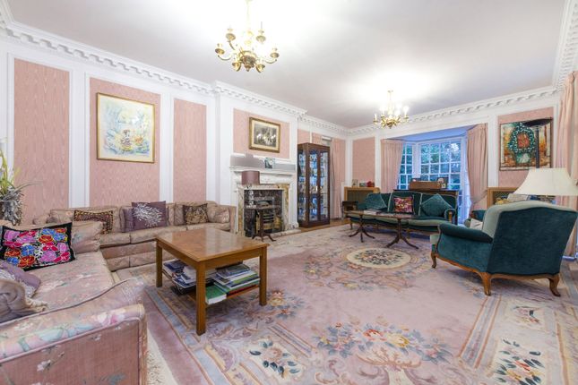 Compton House, 94, Winnington Road, London photo 2