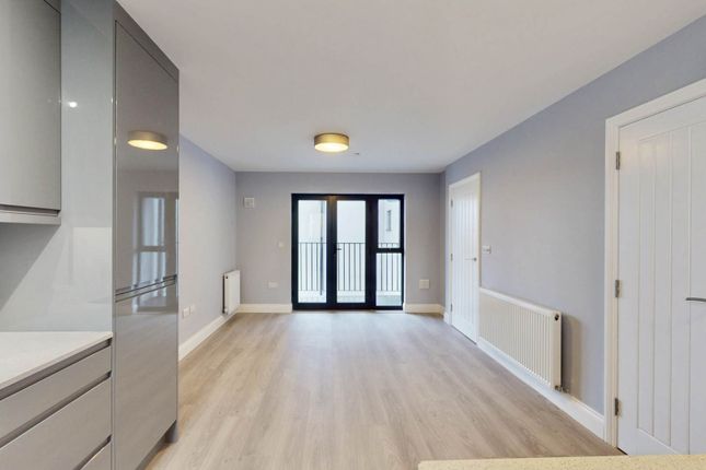 Second Floor, Hanworth Road, Hounslow photo 4