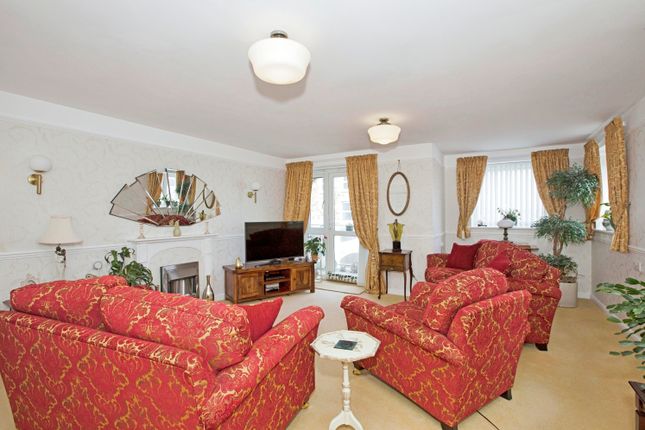 Flat for sale in Mount Wise, Newquay, Cornwall
