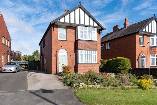4-bed detached on Main Street, Leeds, £470,000