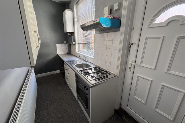 2, Prospect Street, Cleckheaton photo 3