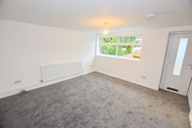 24, Rosaville Crescent, Coventry photo 4