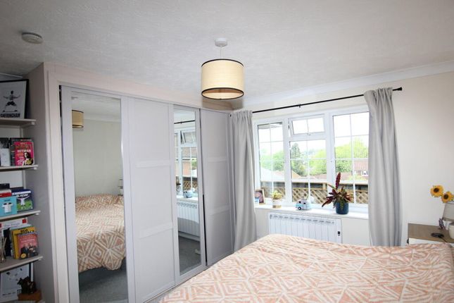 9, mutton hall hill, Heathfield photo 5