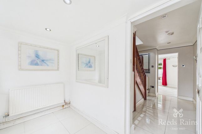 Biscay Close, Greater Manchester photo 4
